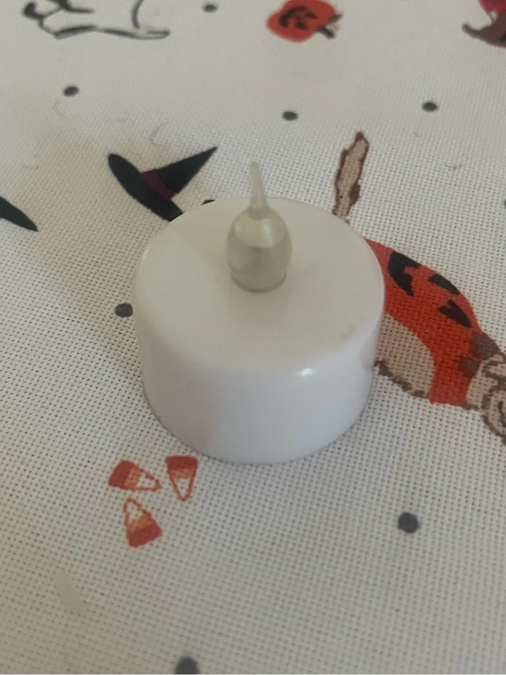 46 Flameless Tea Light Candle - White with Warm Yellow Flame 🕯️